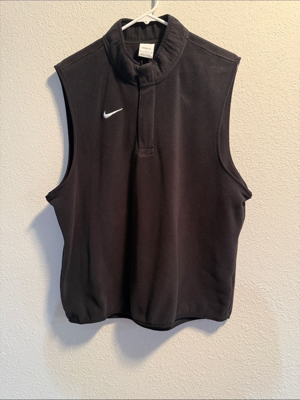 Nike Black Sleeveless Fleece Pullover Vest with White Swoosh